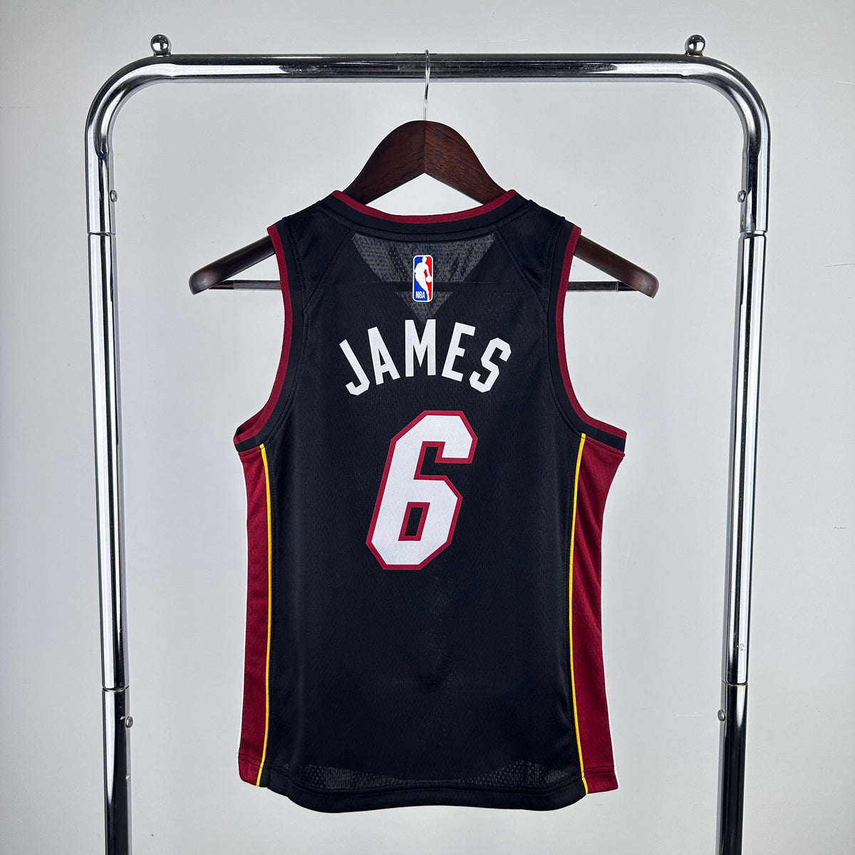 Miami Heat Icon (Kids) - Lebron James #6