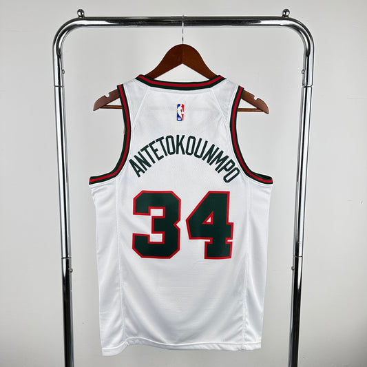Milwaukee Bucks 17/18 Classic Jersey - Choose Player