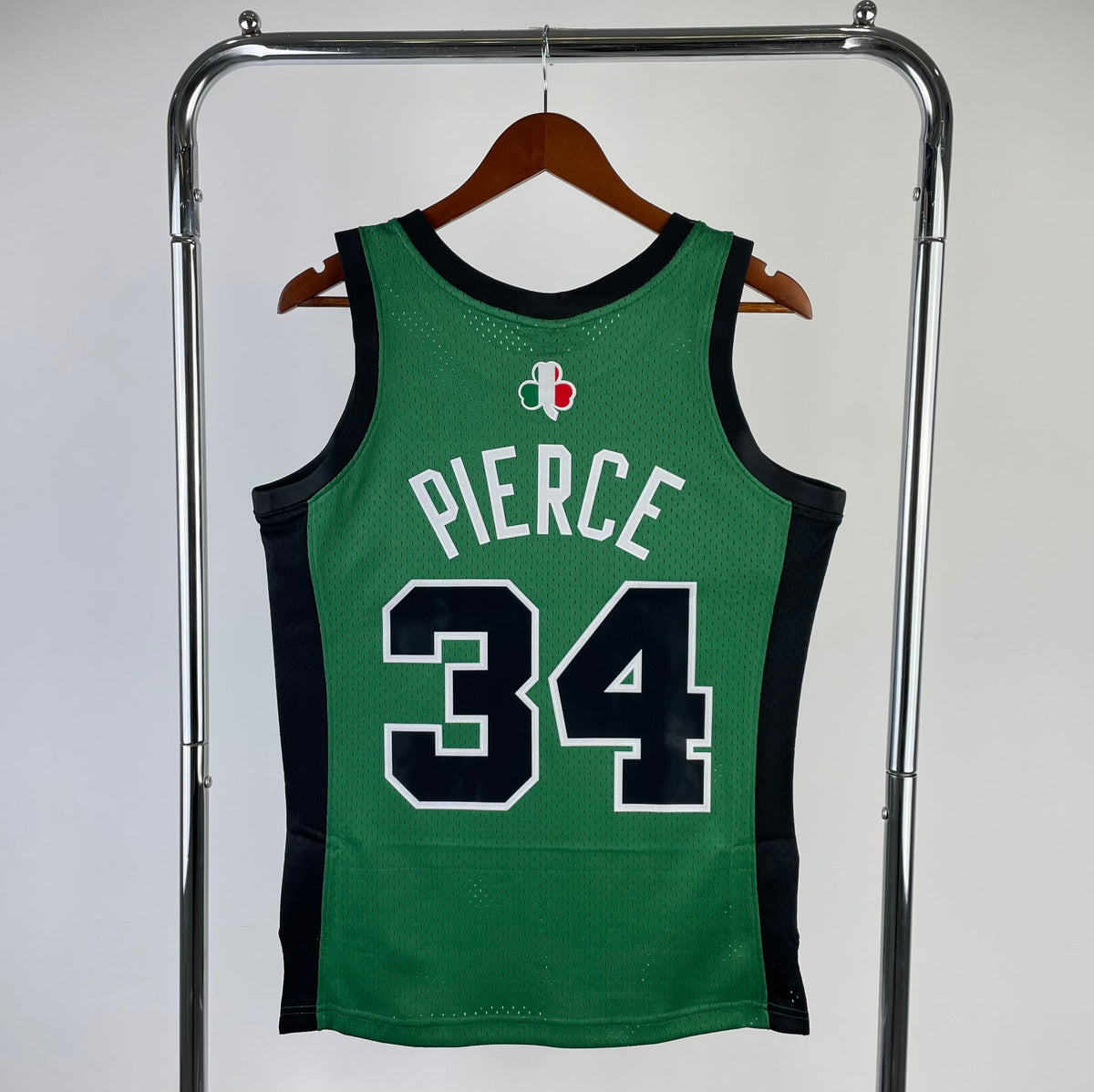 Boston Celtics Retro (2007) - Paul Pierce #34