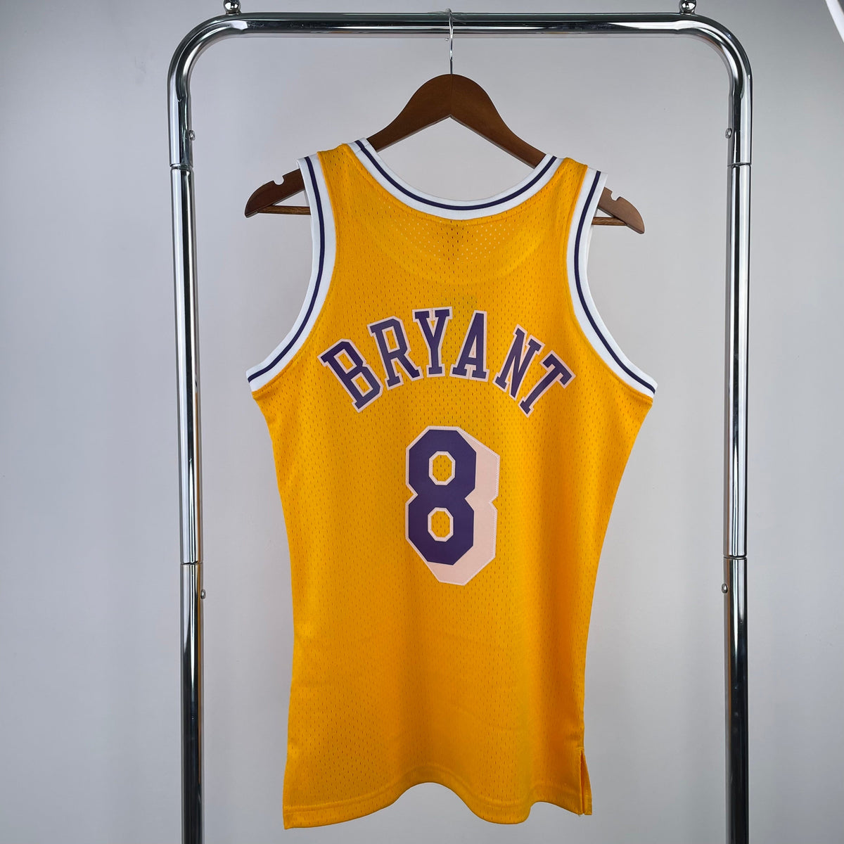 Los Angeles Lakers Retro (1996) - Kobe Bryant #8