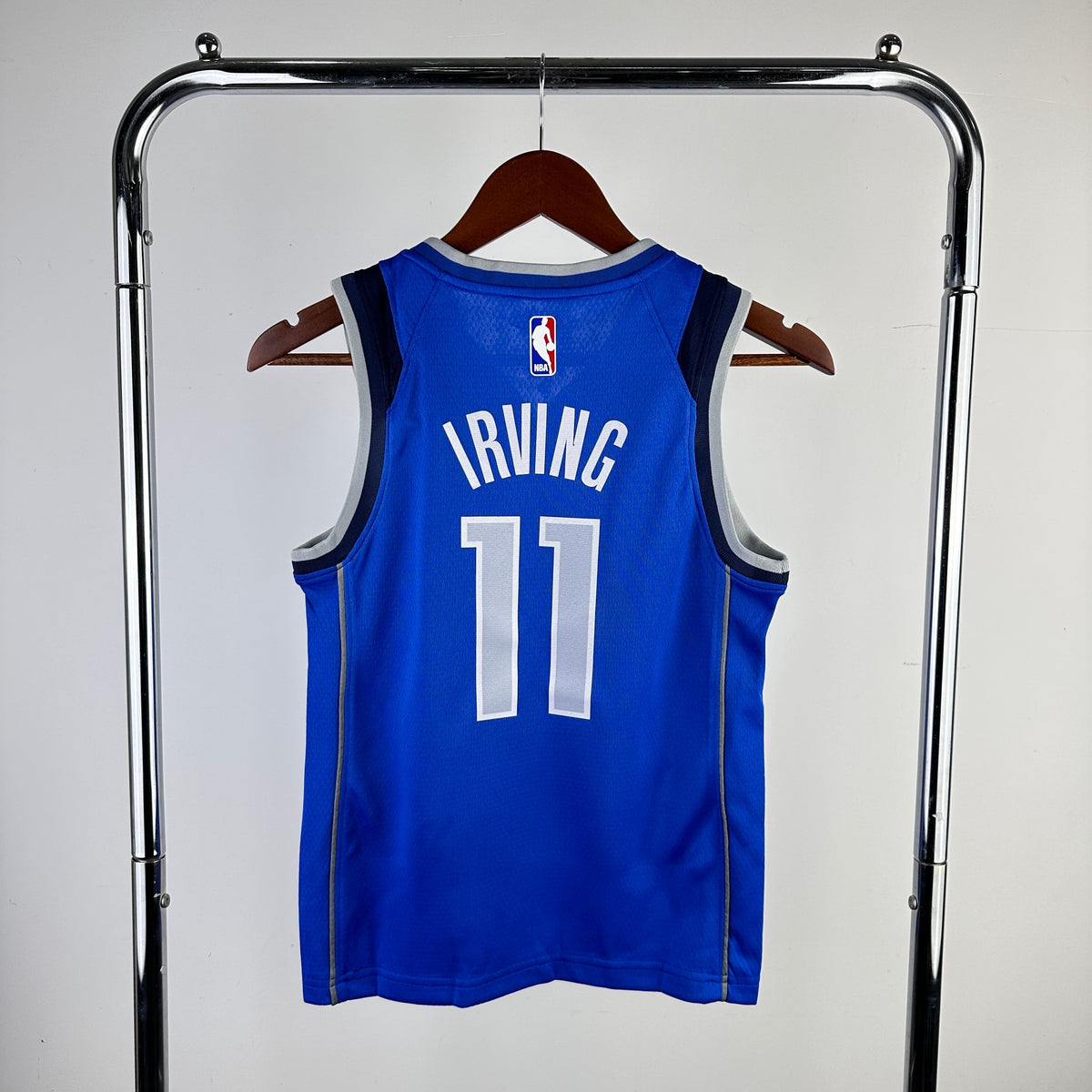 Dallas Mavericks Icon (Kids) - Kyrie Irving #11
