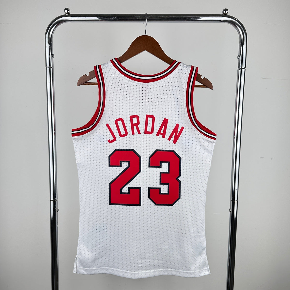Chicago Bulls Retro (1984) - Michael Jordan #23