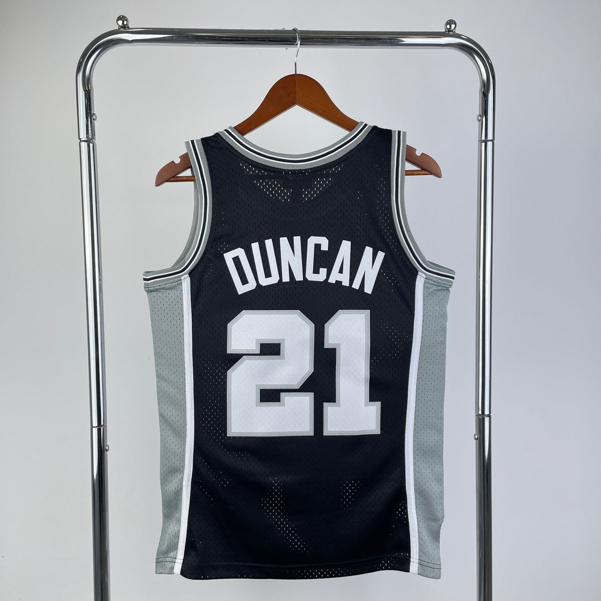 San Antonio Spurs Retro (1998) - Tim Duncan #21