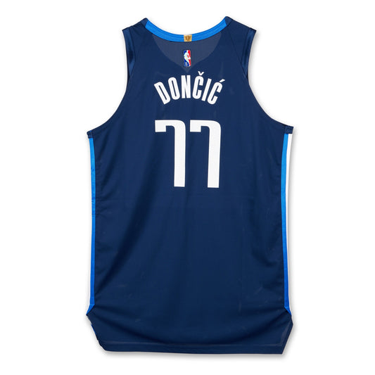Dallas Mavericks 21/22 Statement Jersey - Luka Doncic #77