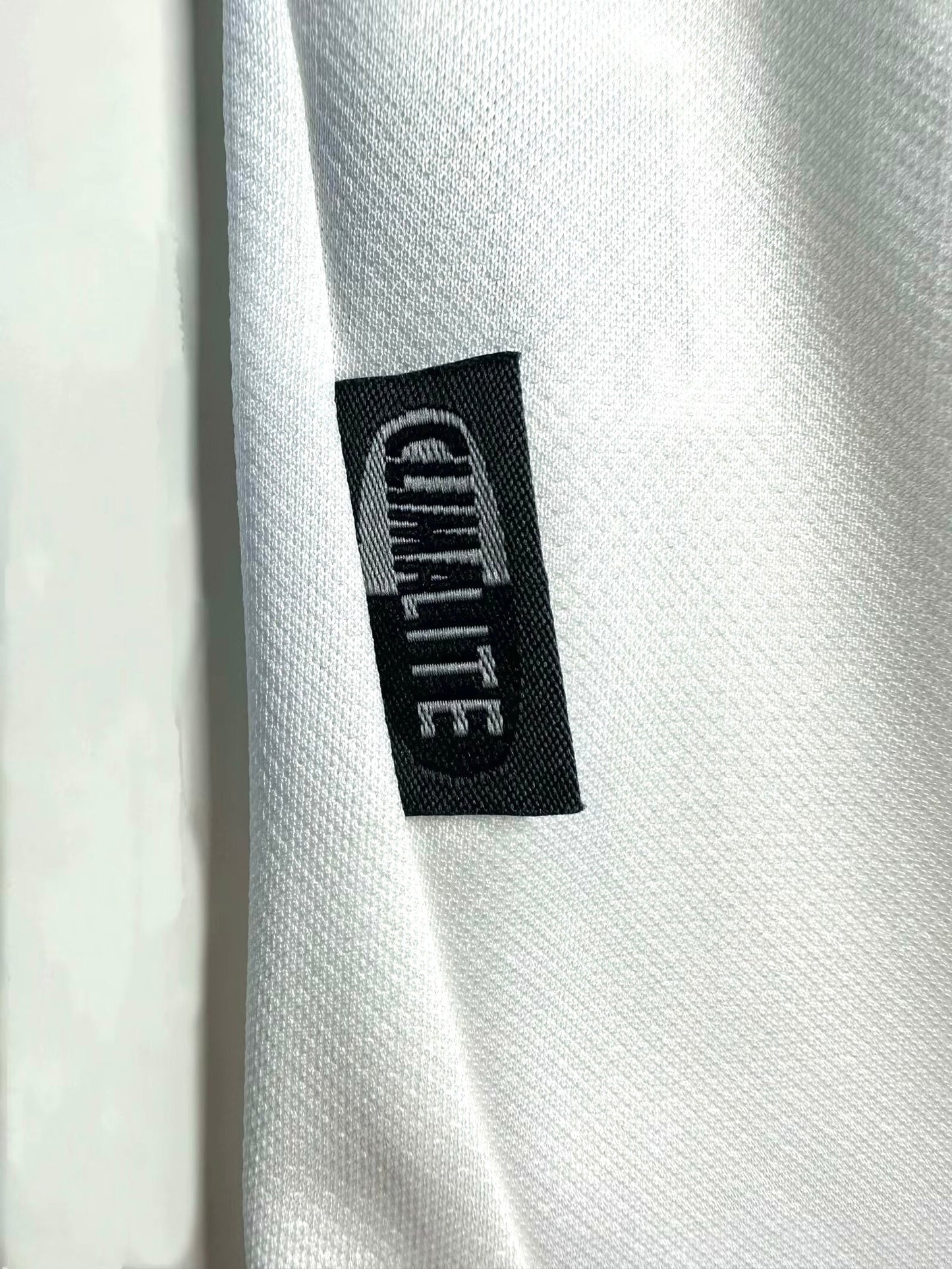 Man's Retro Jersey Real Madrid Team - 2001/2002