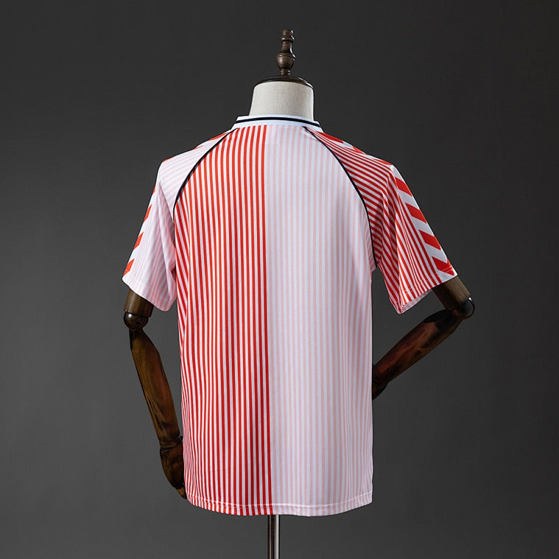 Man's Retro Jersey Denmark National Team Away- 1986