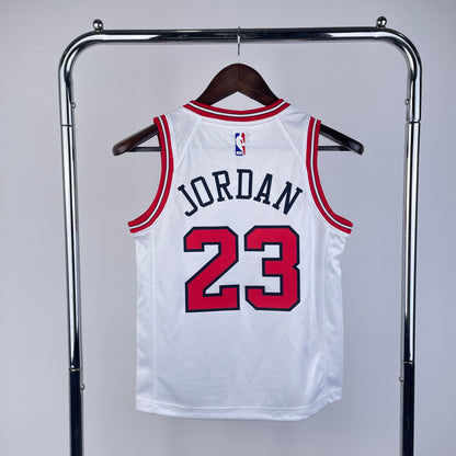 Chicago Bulls Association (Kids) - Michael Jordan #23