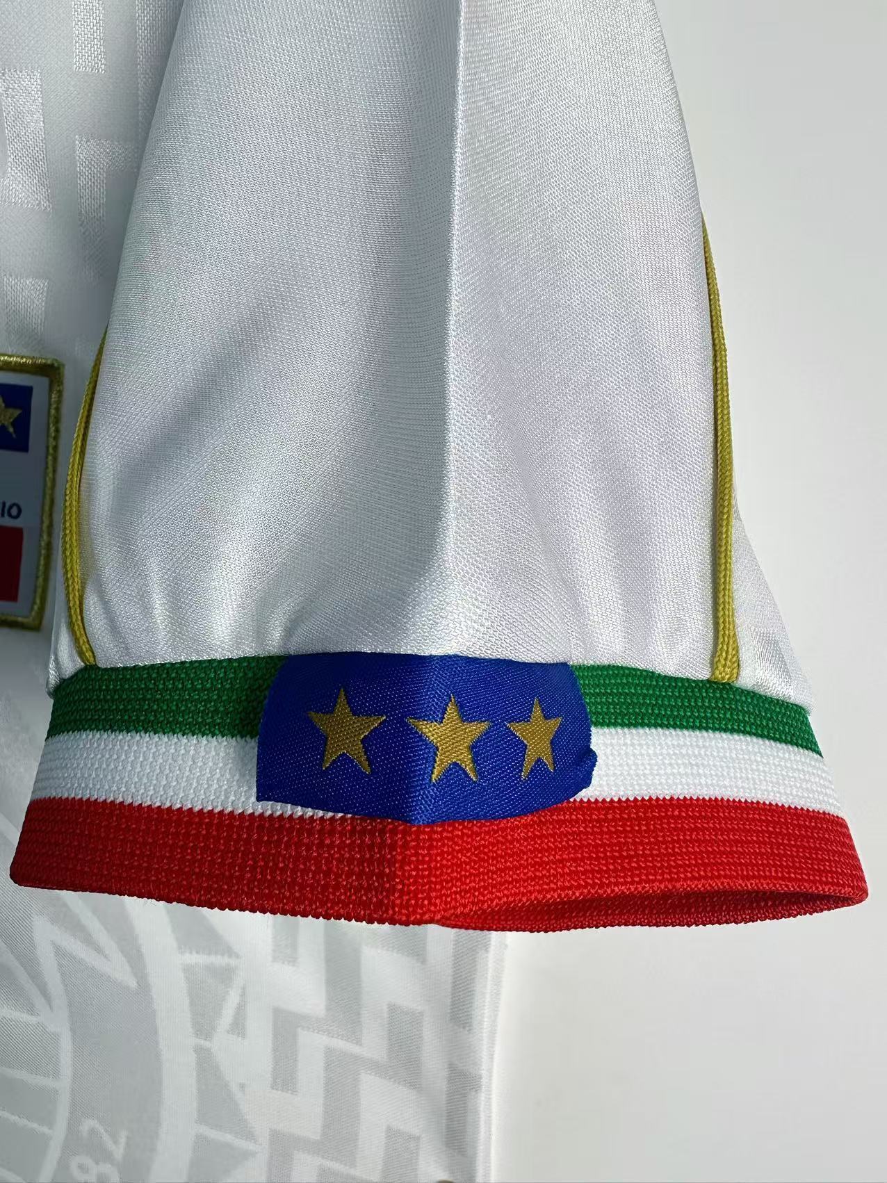 Man's Retro Jersey Italy National Team Away -1995