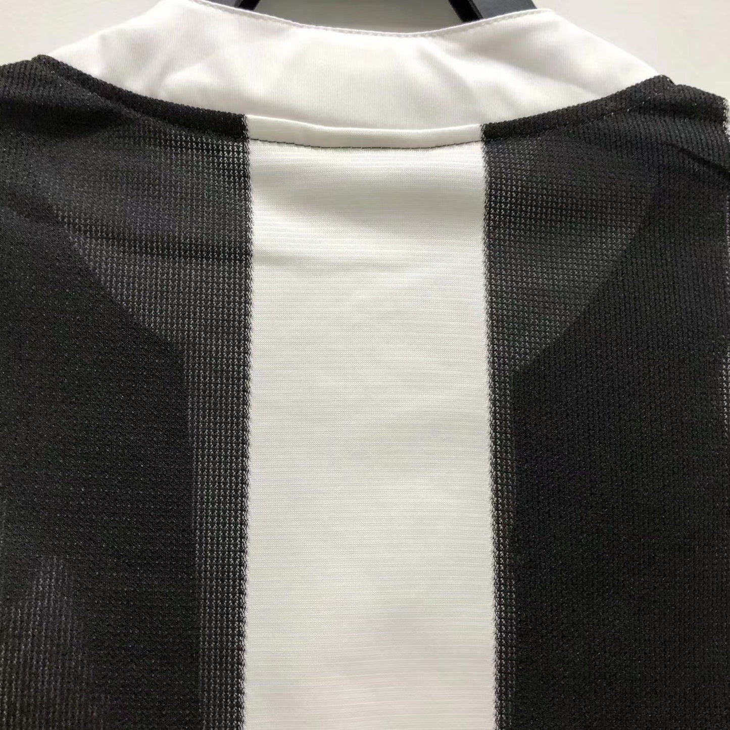 Man's Retro Long Sleeve Newcastle Team - 1995/97