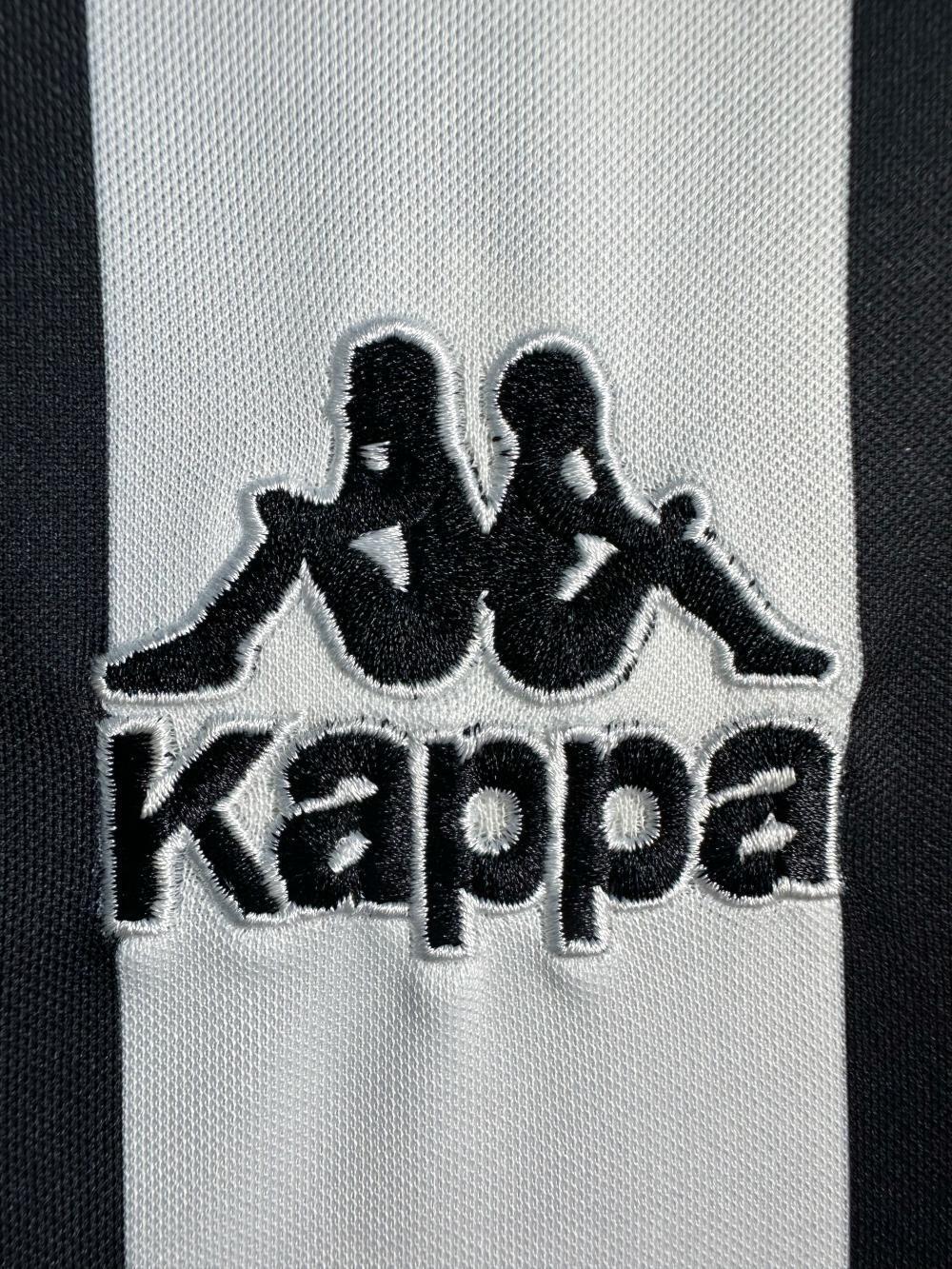 Man's Retro Long Sleeve Juventus Team Home - 1995/97