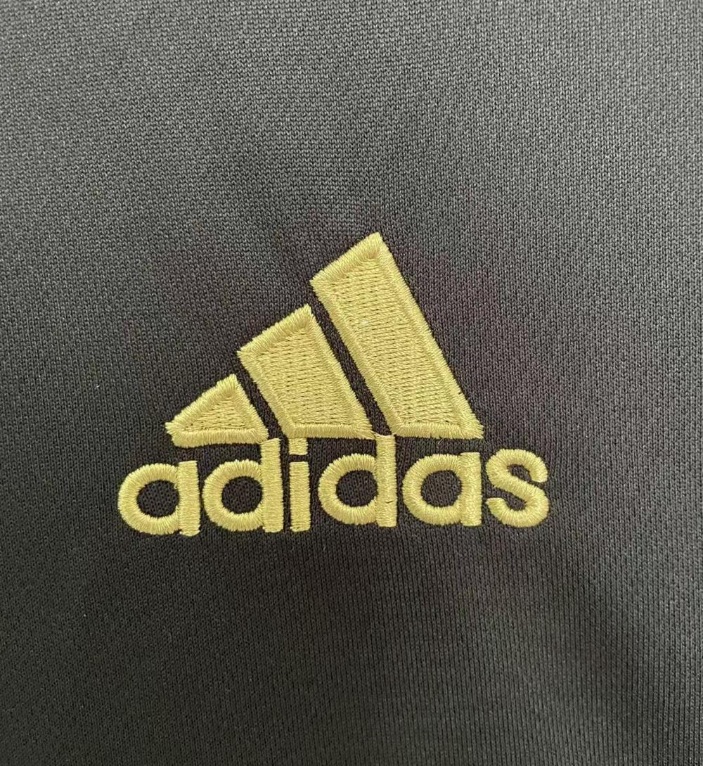 Man's Retro Jersey Juventus Team - 2015/16