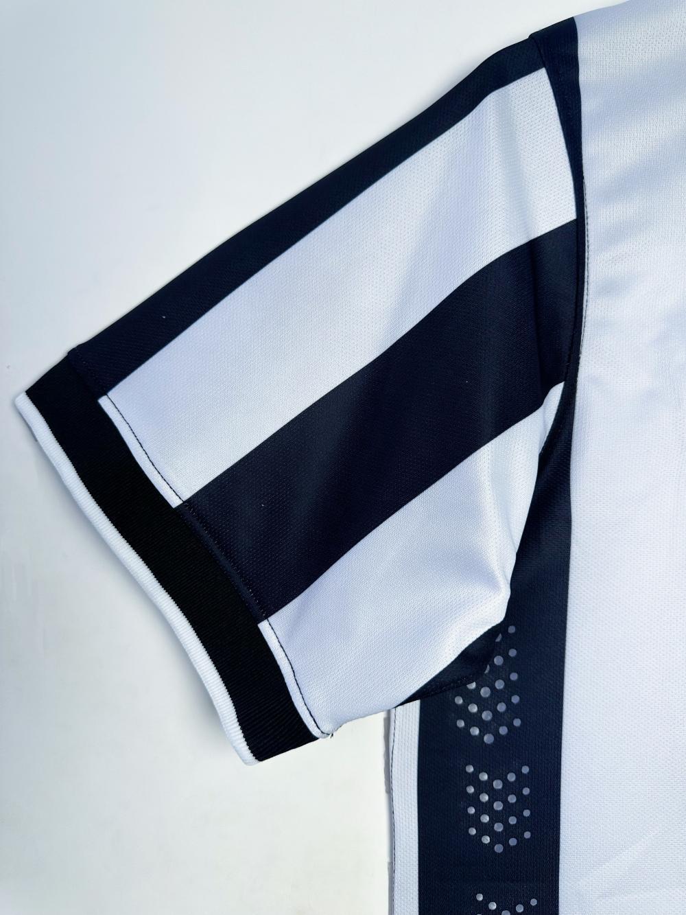 Man's Retro Jersey Juventus Team Home - 2014/15