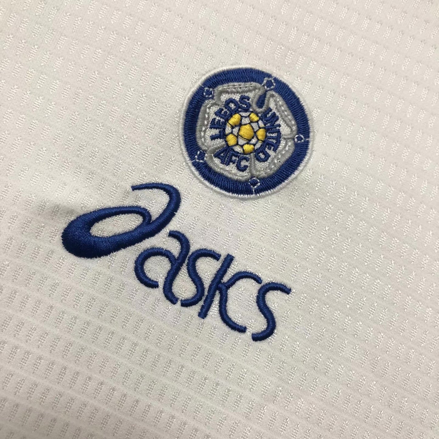 Man's Retro Jersey Leeds United Team - 1995/96