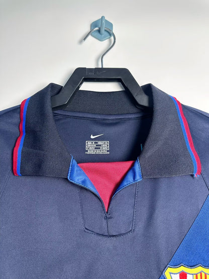 Man's Retro Jersey Barcelona Team - 2002/03