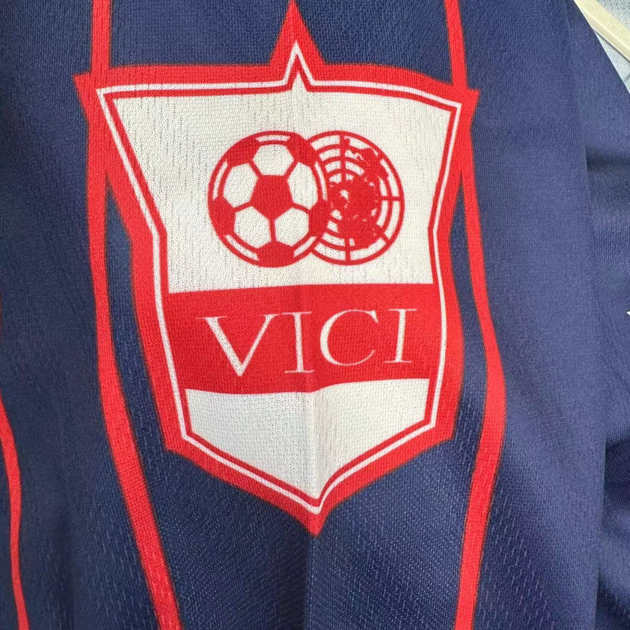 Man's Retro Long Sleeve West Ham Team Home - 1998