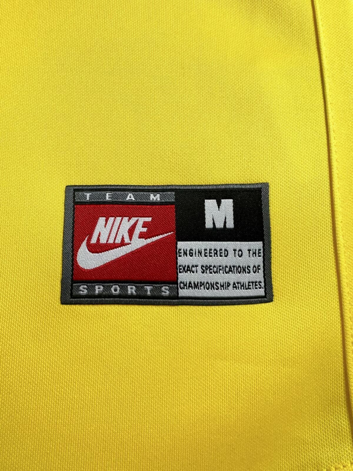 Man's Retro Jersey Arsenal Team Away - 2000/01