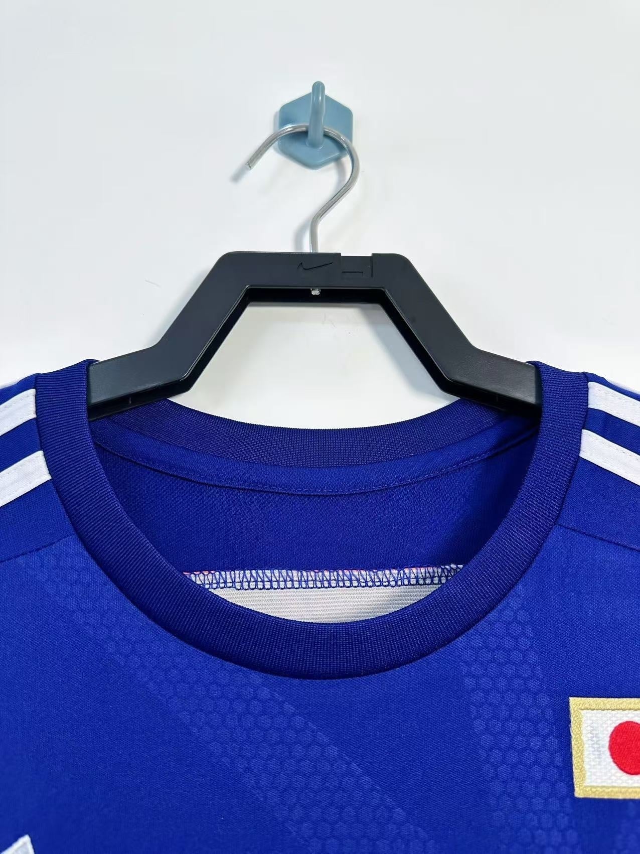 Man's Retro Jersey Japan National Team Home - 2014