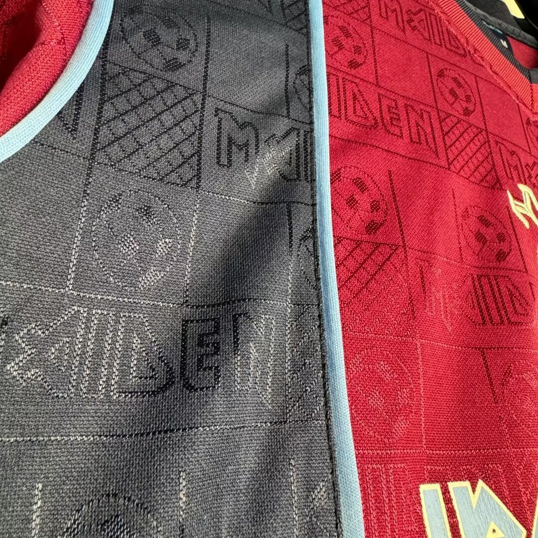 Man's Retro Jersey West Ham Team - 2011