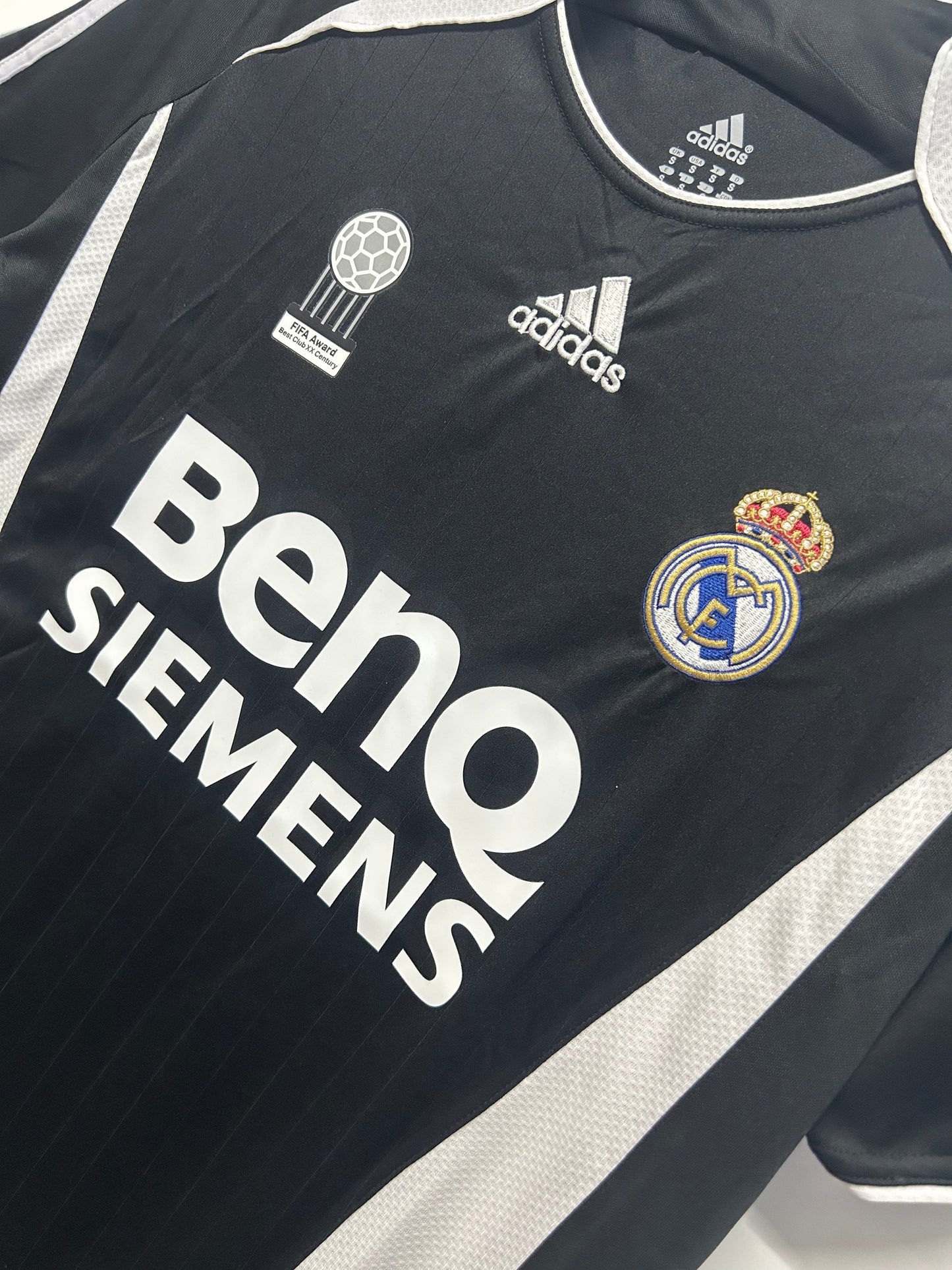 Man's Retro Jersey Real Madrid Team - 2006/2007