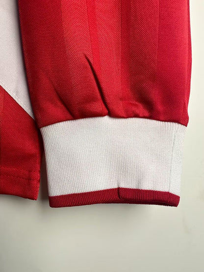 Man's Retro Long Sleeve Liverpool Team - 1993/95