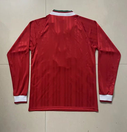 Man's Retro Long Sleeve Liverpool Team - 1993/95