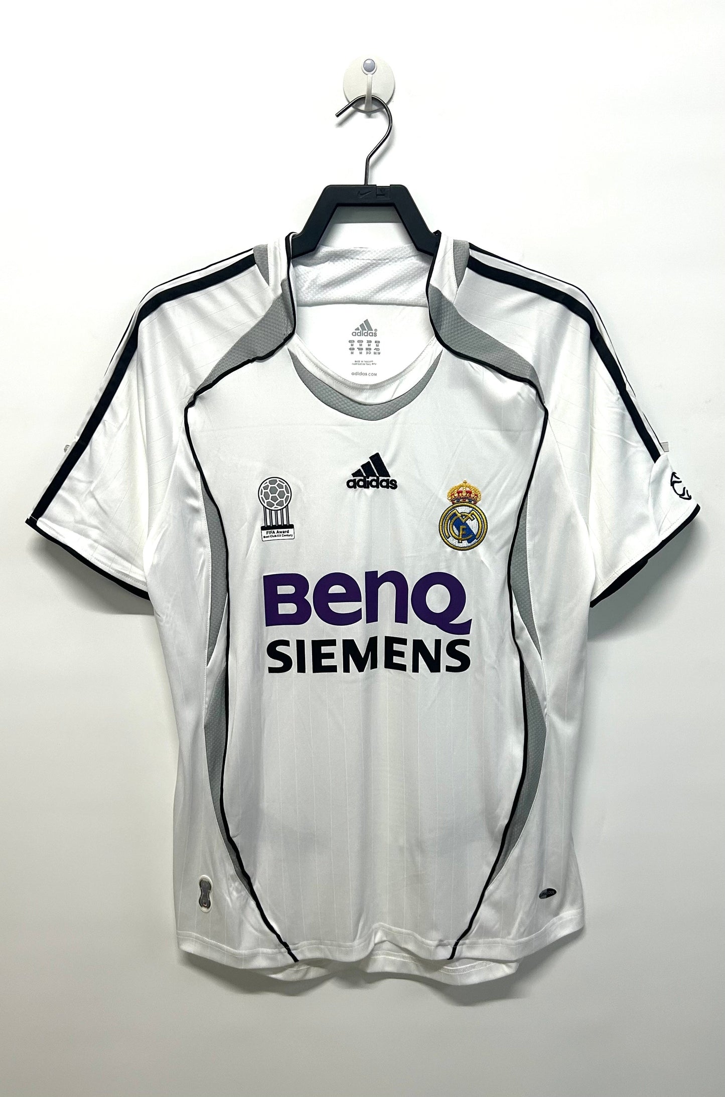 Man's Retro Jersey Real Madrid Team - 2006/2007