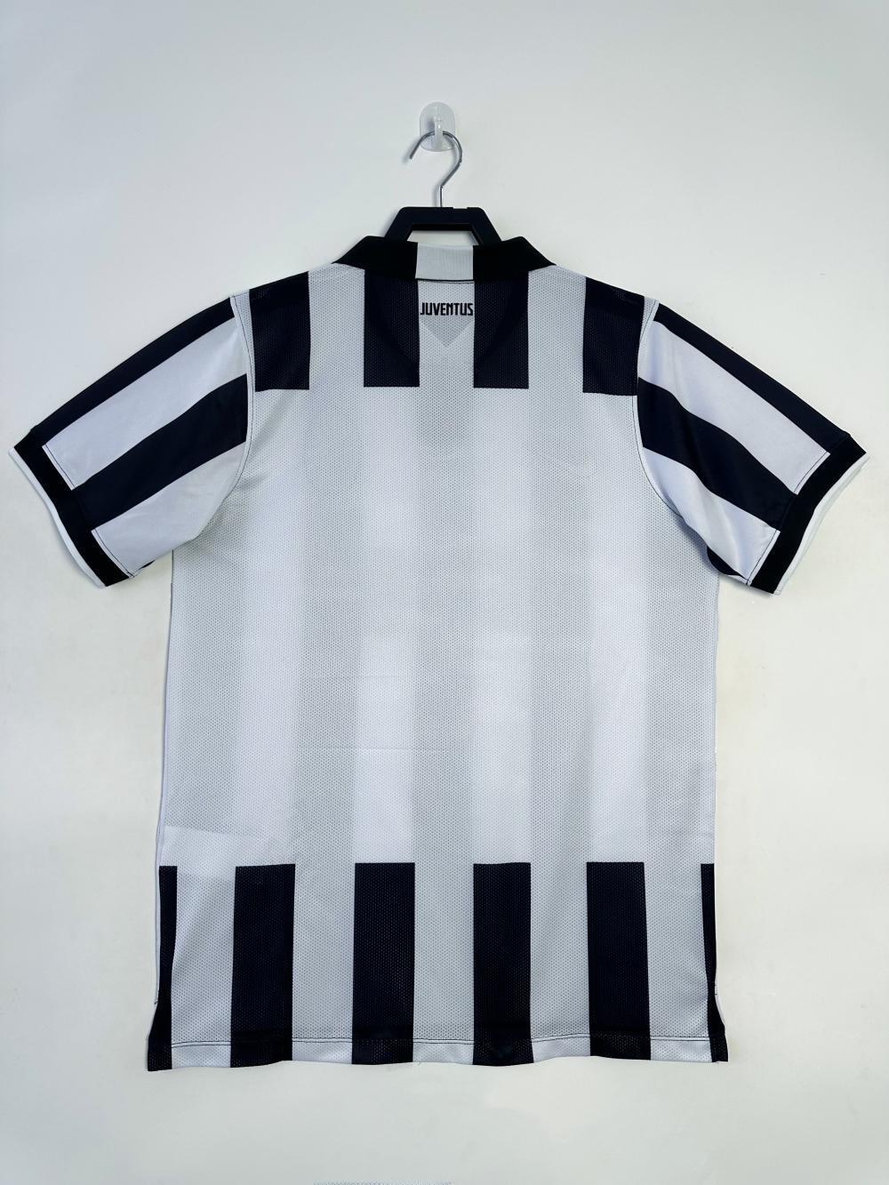 Man's Retro Jersey Juventus Team Home - 2014/15
