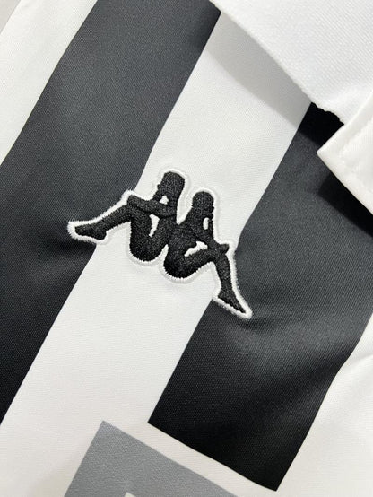 Man's Retro Jersey Juventus Team Home - 1999/00