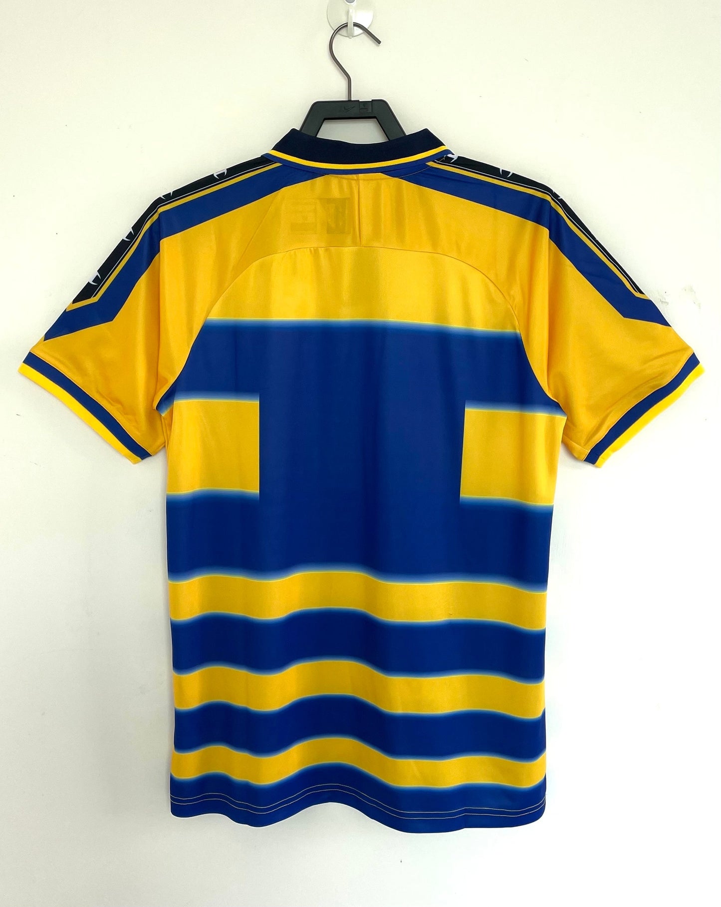 Man's Retro Jersey Parma Calcio Team Home - 1999/00