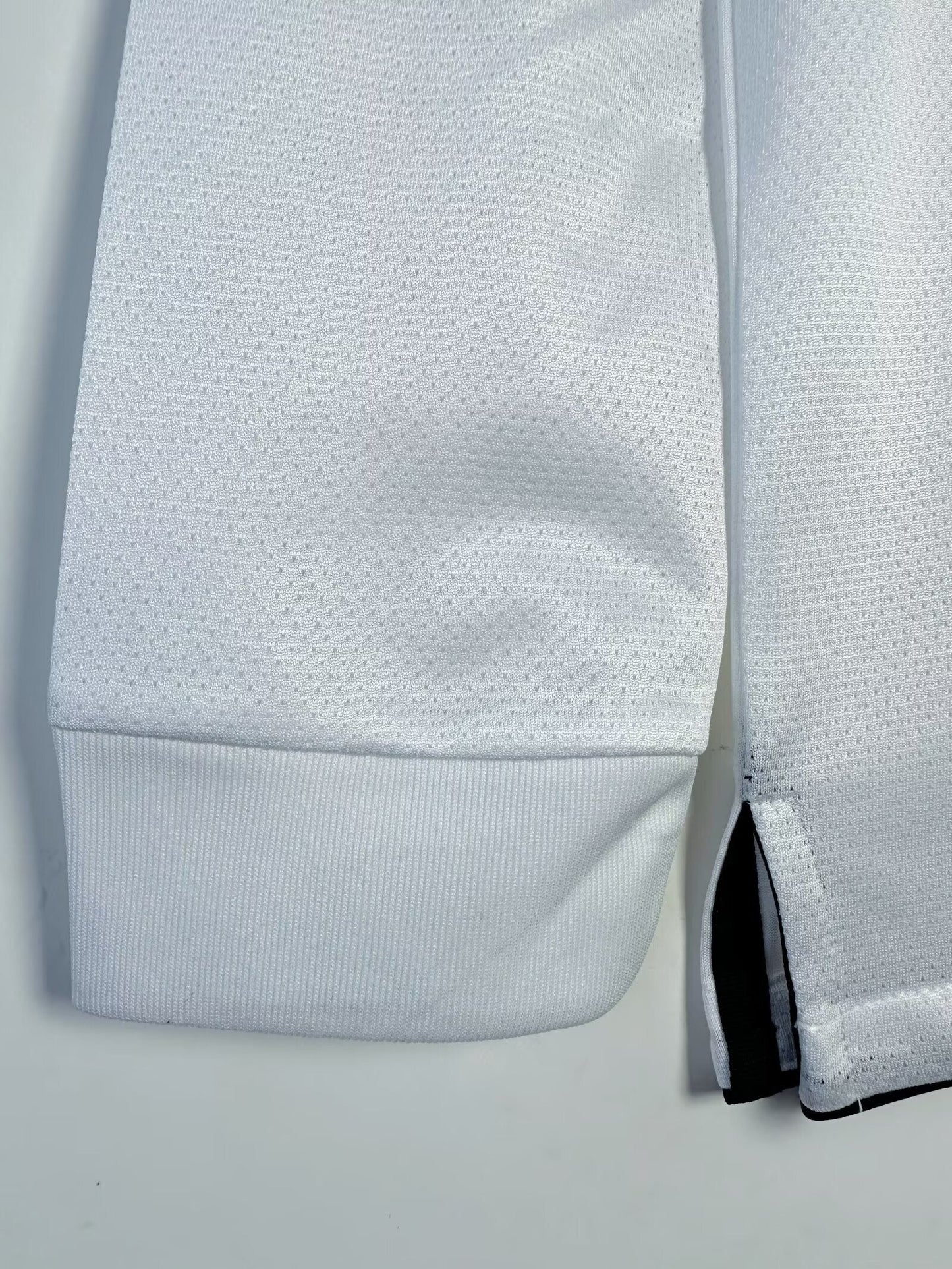 Retro Long Sleeve Manchester United Away  - 2010/11
