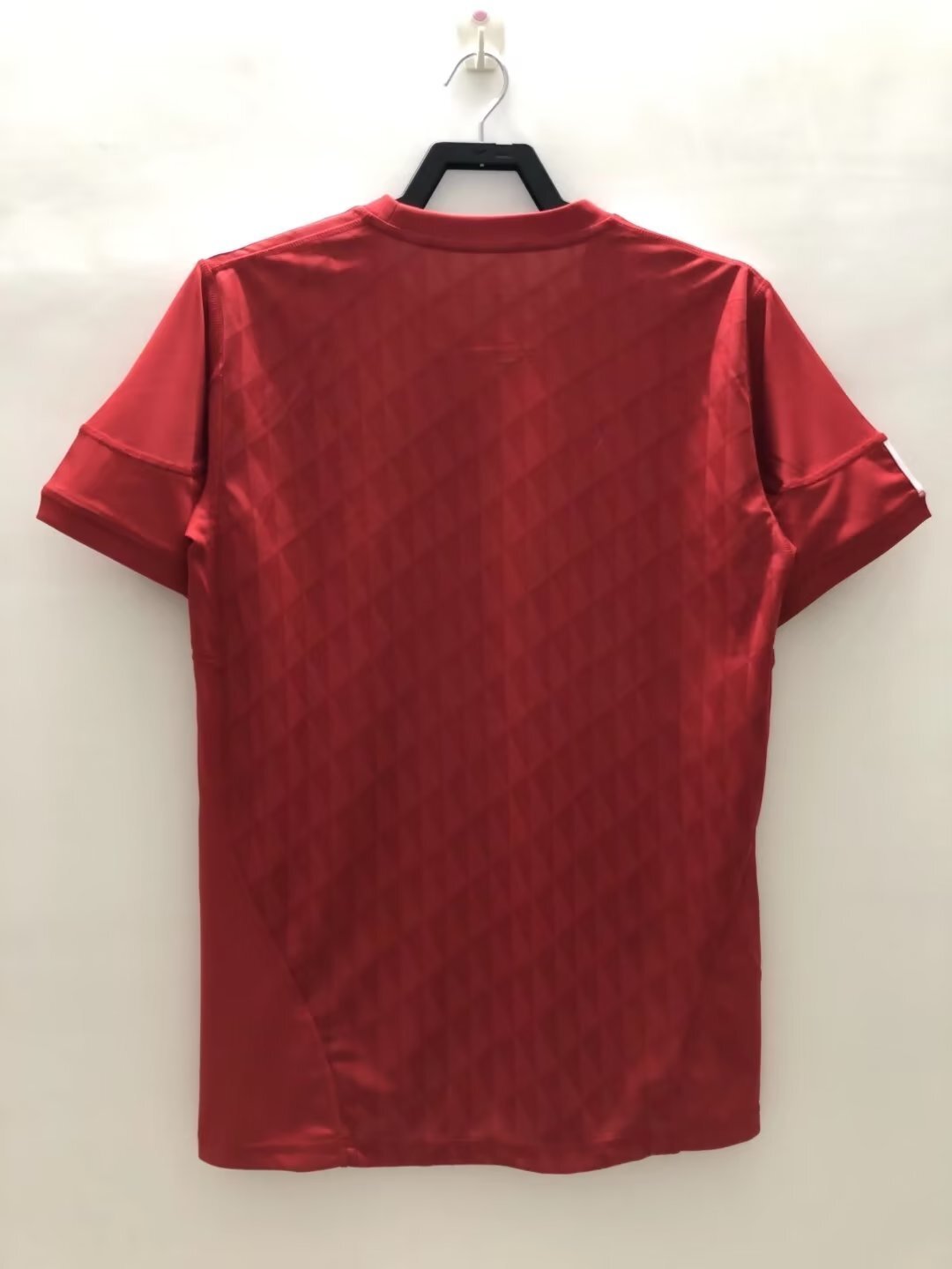 Man's Retro Jersey Liverpool Team - 2010