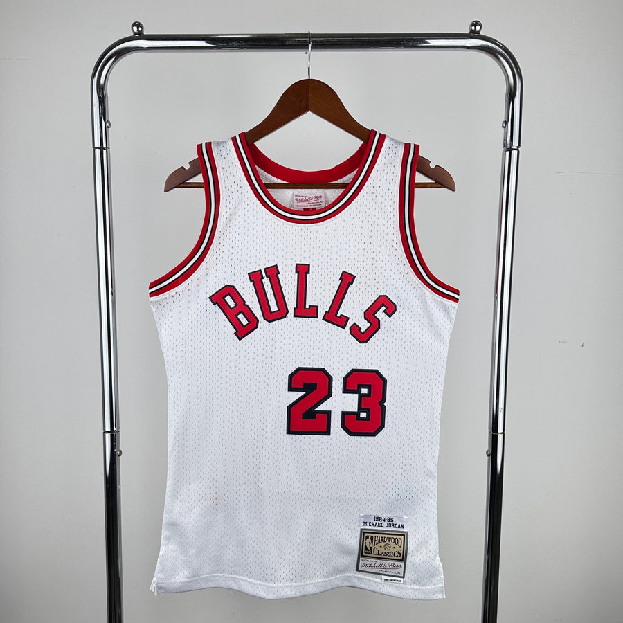Chicago Bulls Retro (1984) - Michael Jordan #23