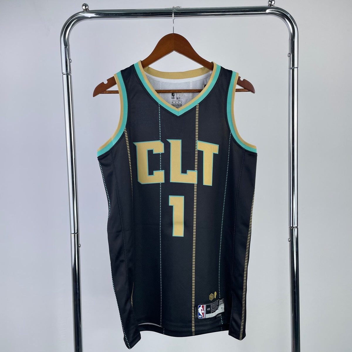 Charlotte Hornets City Edition (22/23) - Choose Player