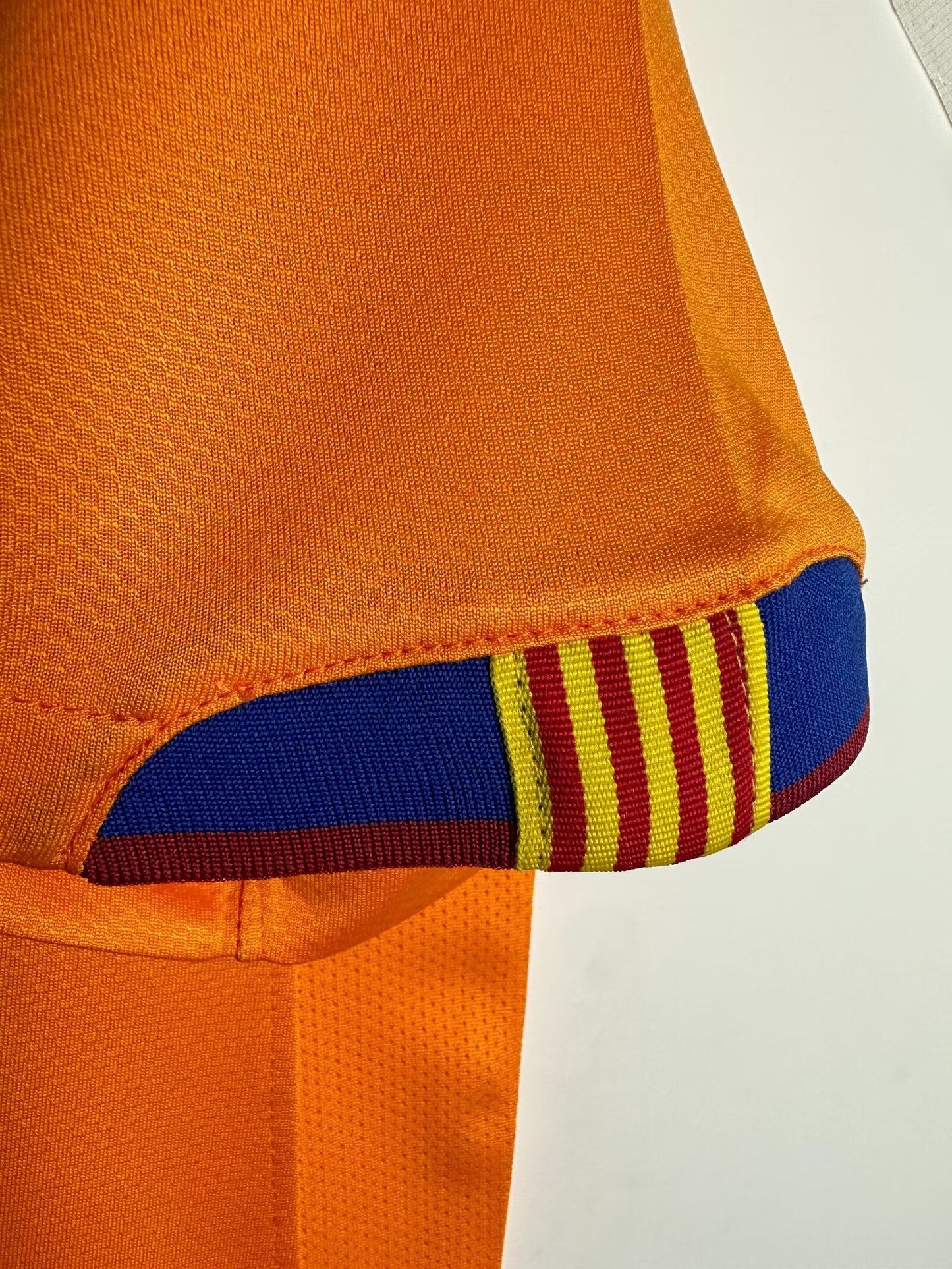 Man's Retro Jersey Barcelona Team Away - 2006/07