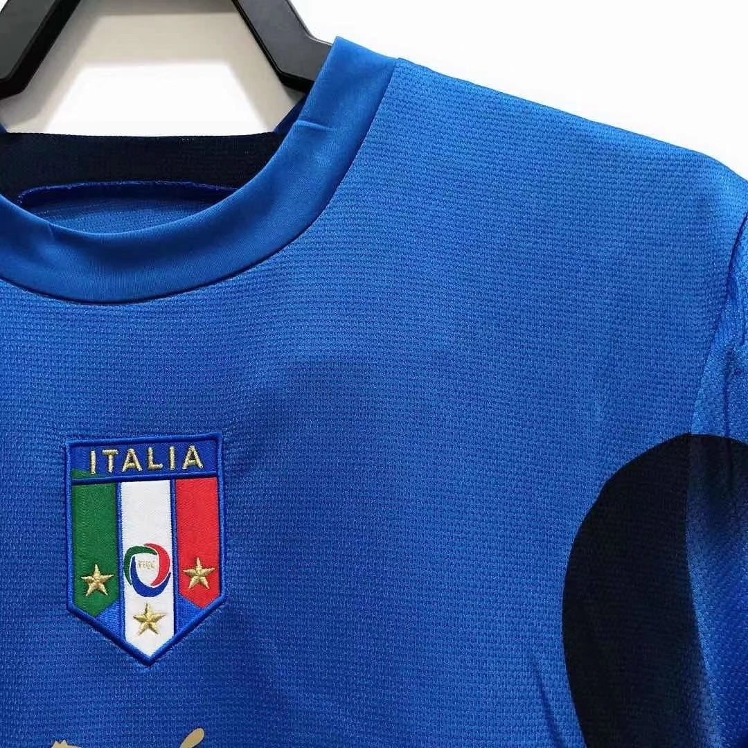 Man's Retro Jersey Italy National Team Home - 2006