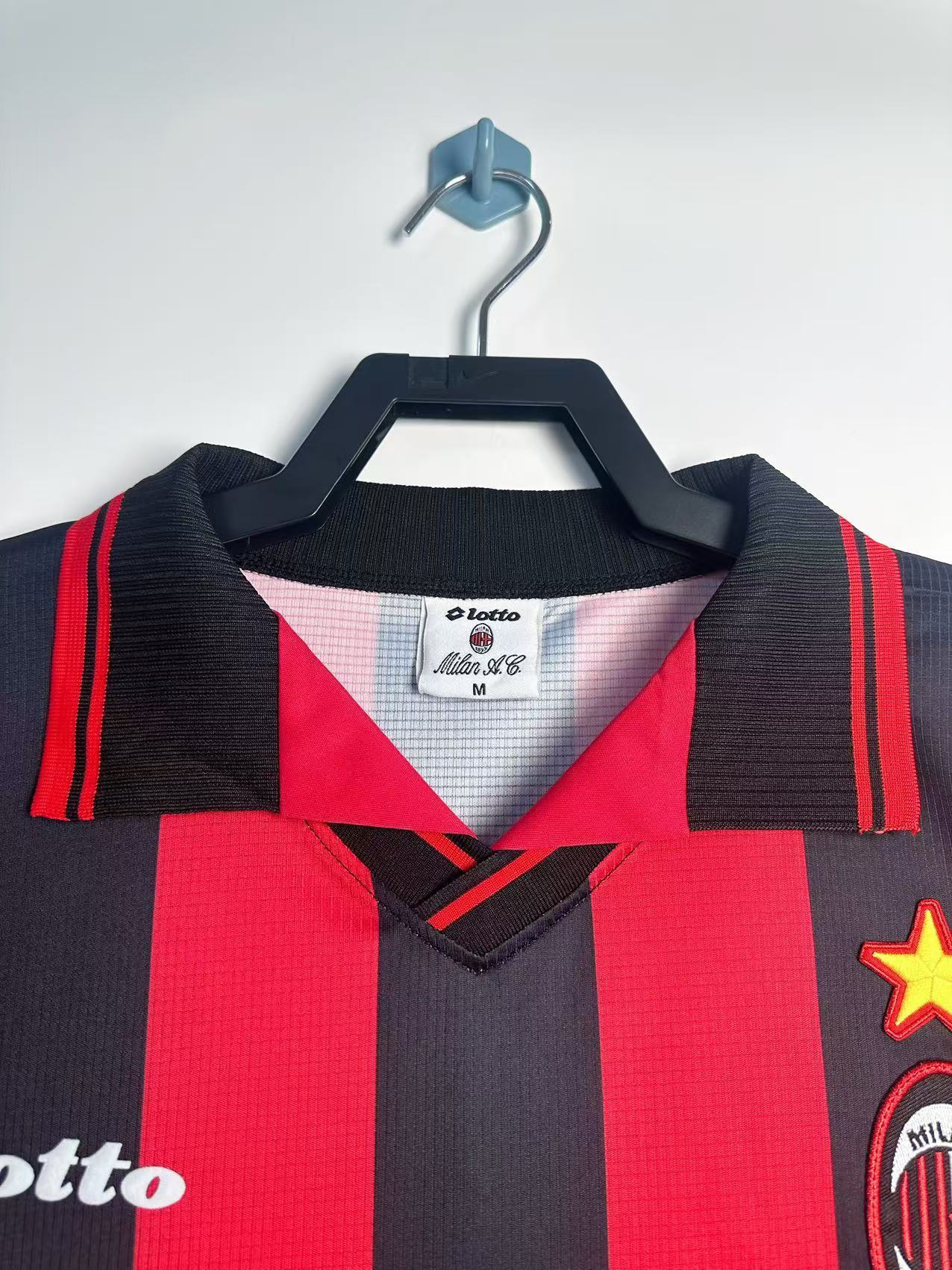 Man's Retro Jersey Milan Team Home - 1997/98
