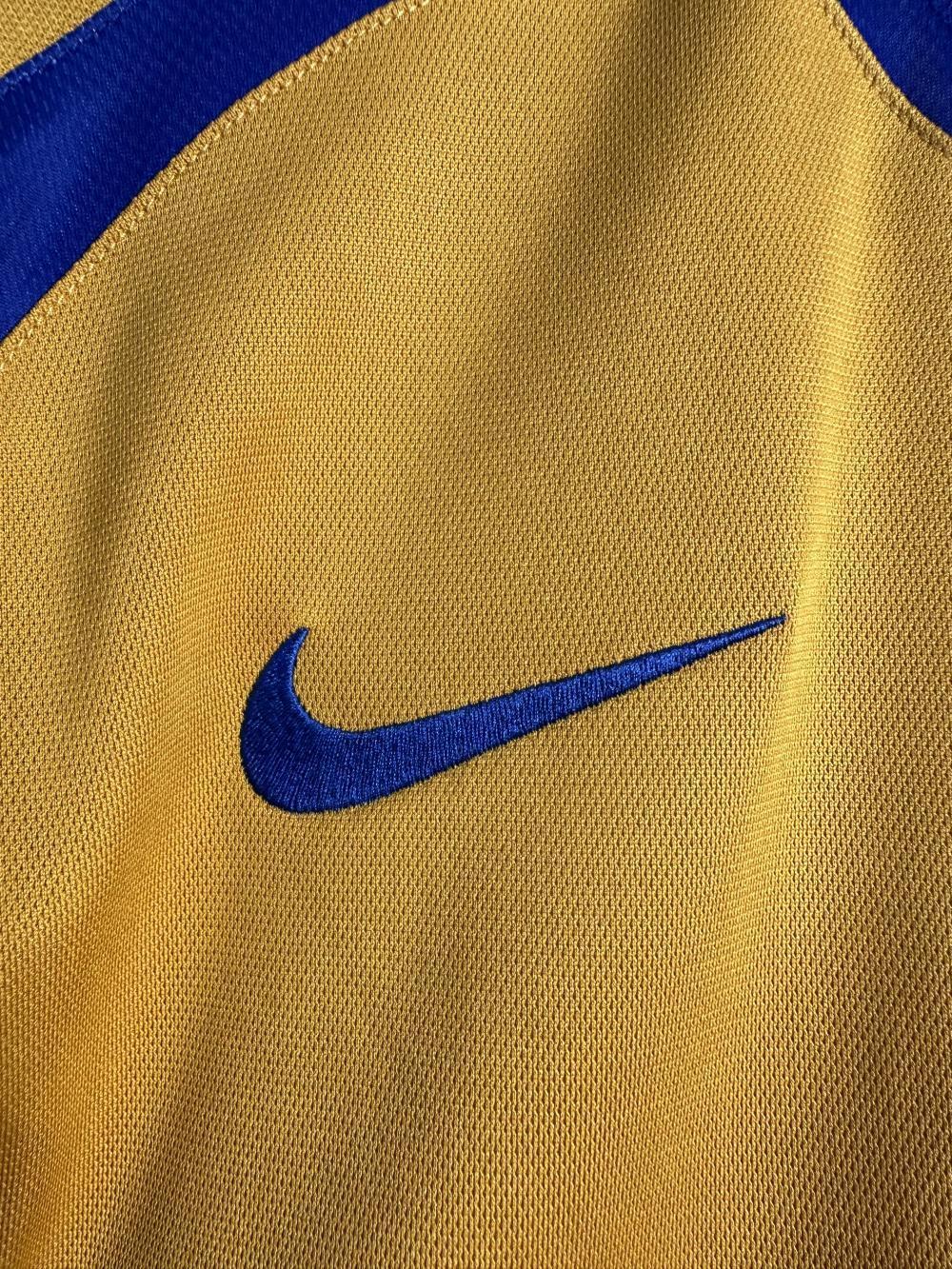 Man's Retro Jersey Juventus Team - 2005/06