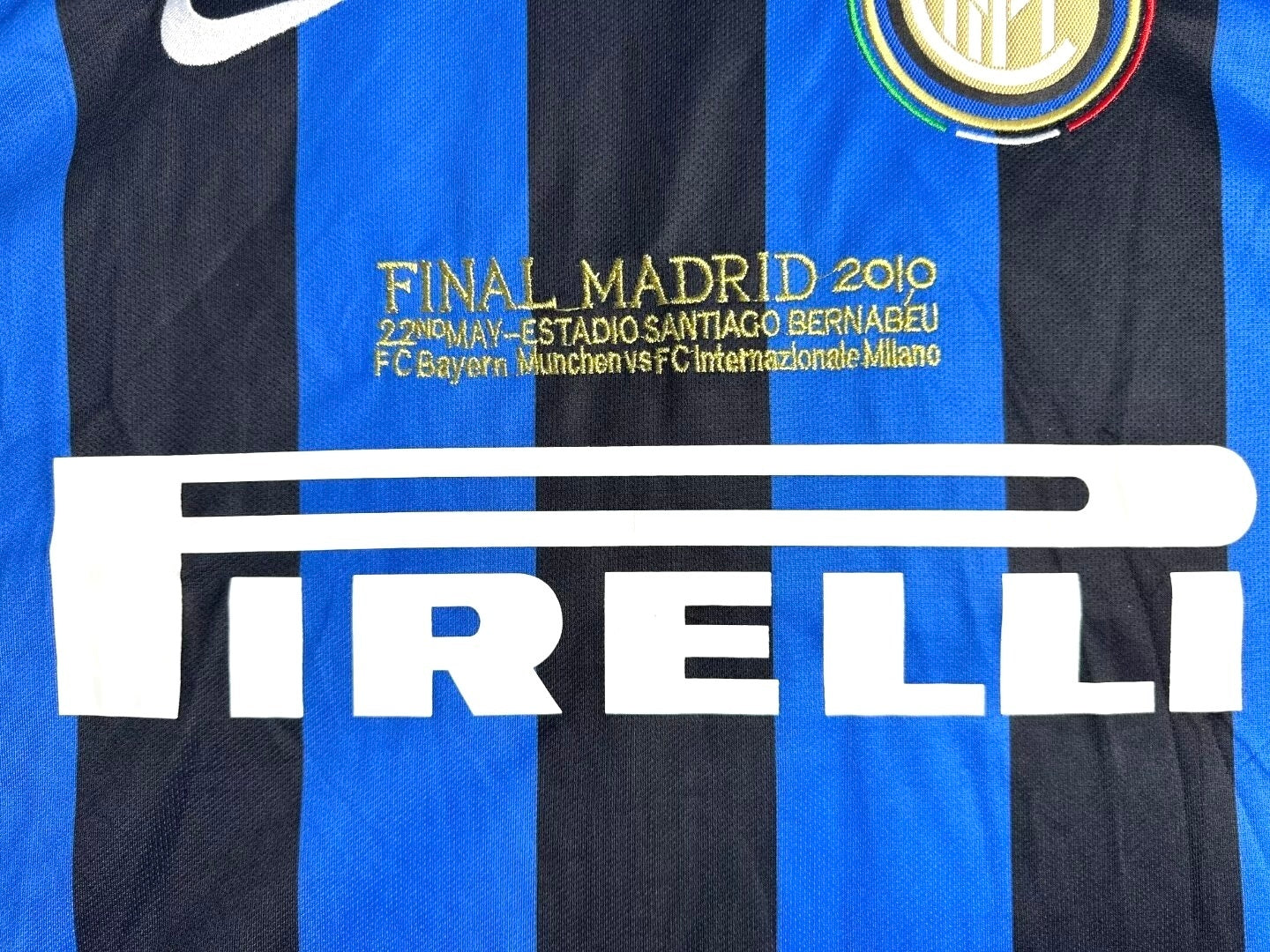 Man's Retro Long Sleeve Internazionale Milano Team Home - 2010