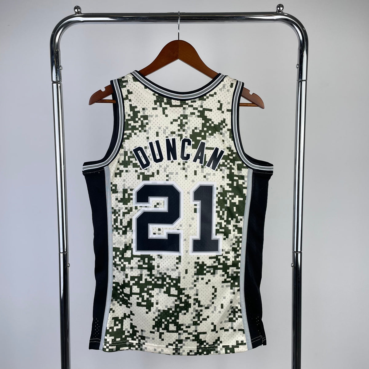 San Antonio Spurs Retro (2013) - Tim Duncan #21