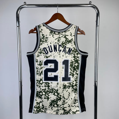 San Antonio Spurs Retro (2013) - Tim Duncan #21