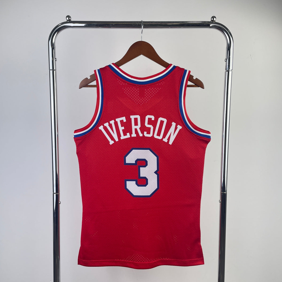 Philadelphia 76ers Retro (2002) - Allen Iverson #3