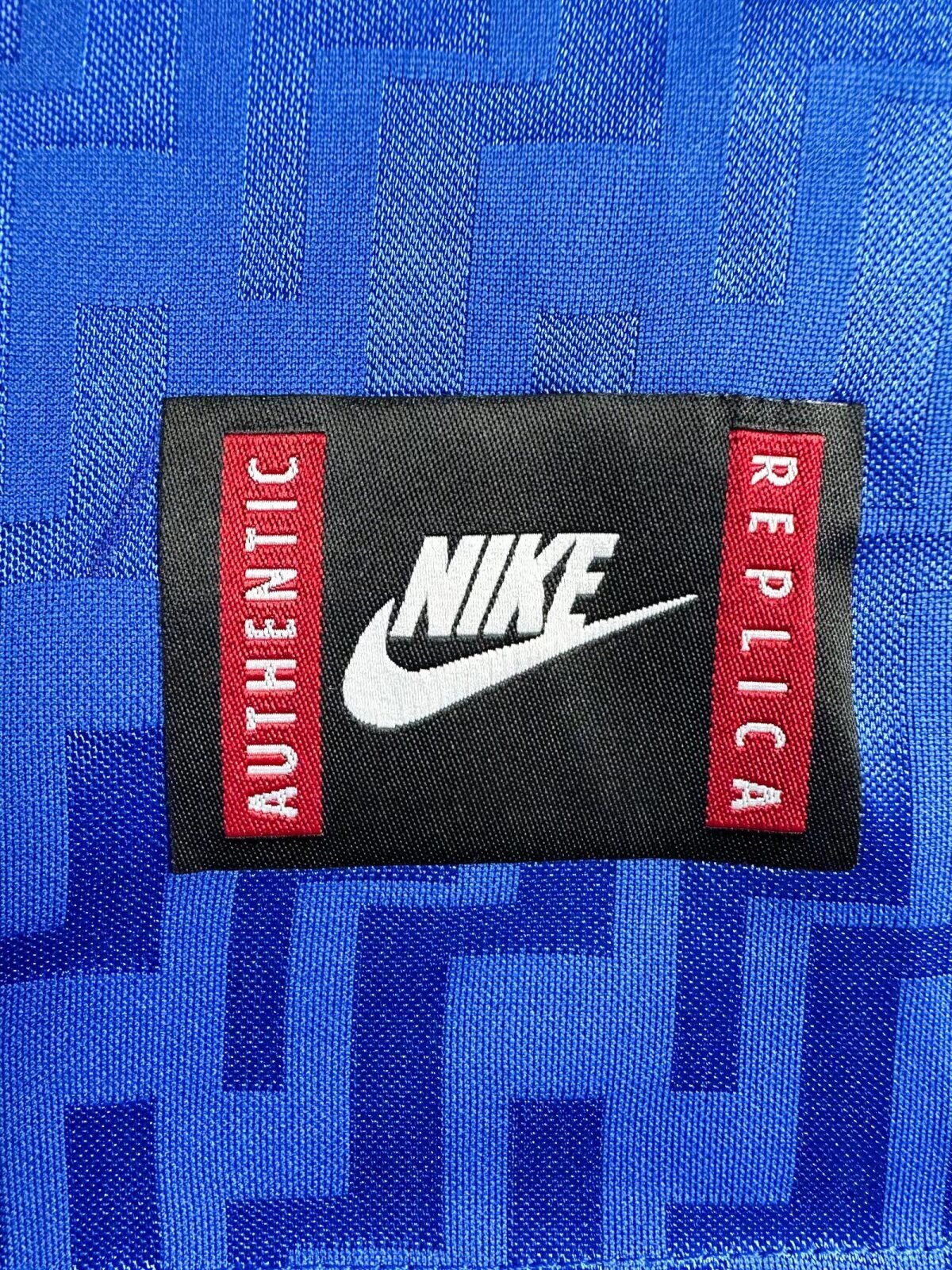Man's Retro Jersey Italy National Team Home -1995