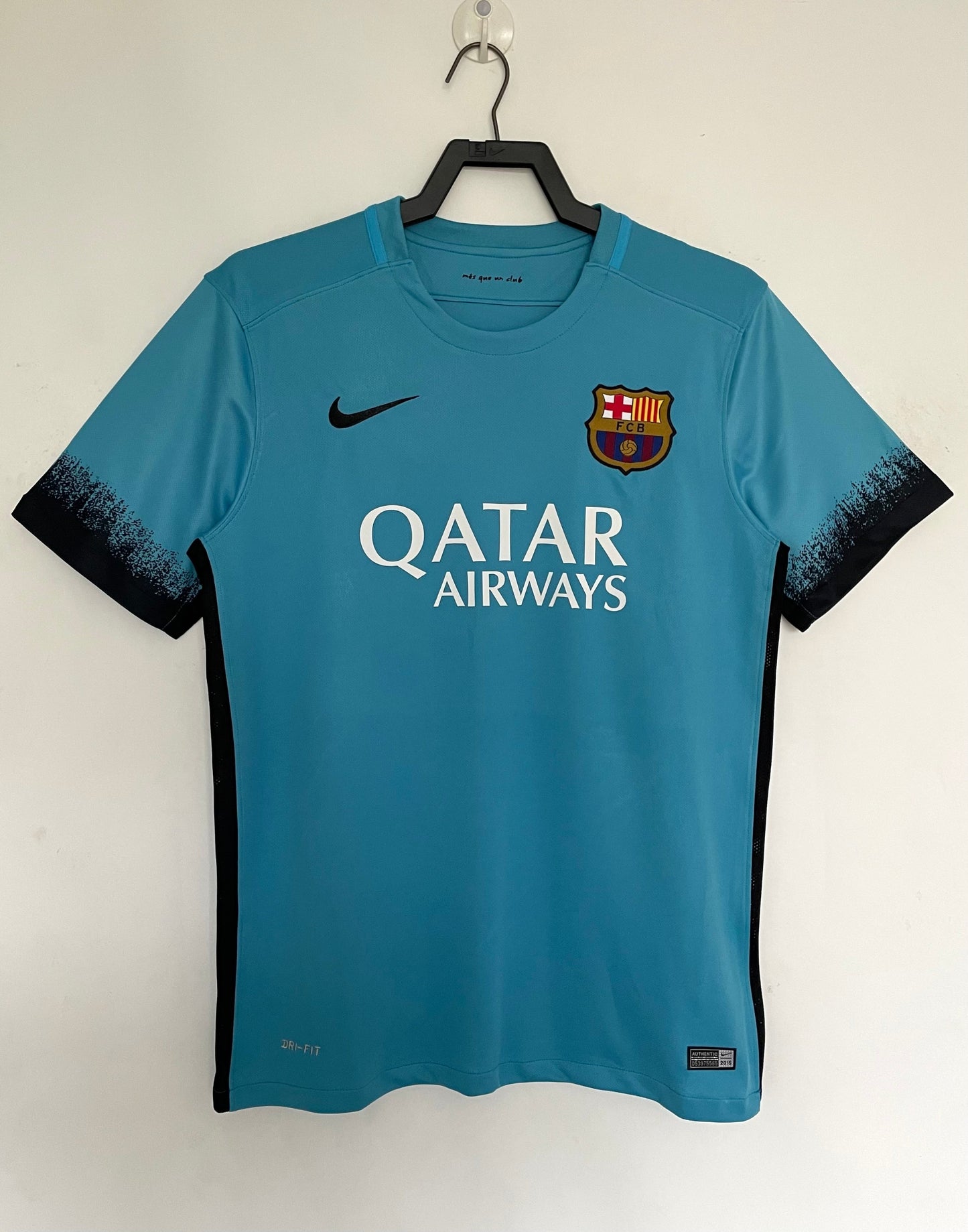 Man's Retro Jersey Barcelona Team - 2015/16