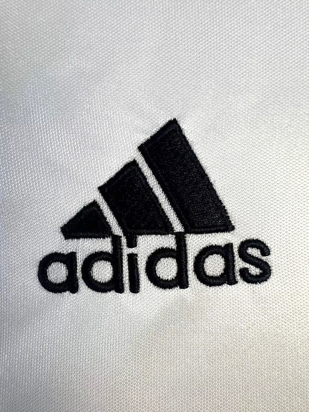 Man's Retro Jersey Real Madrid Team - 2004/05