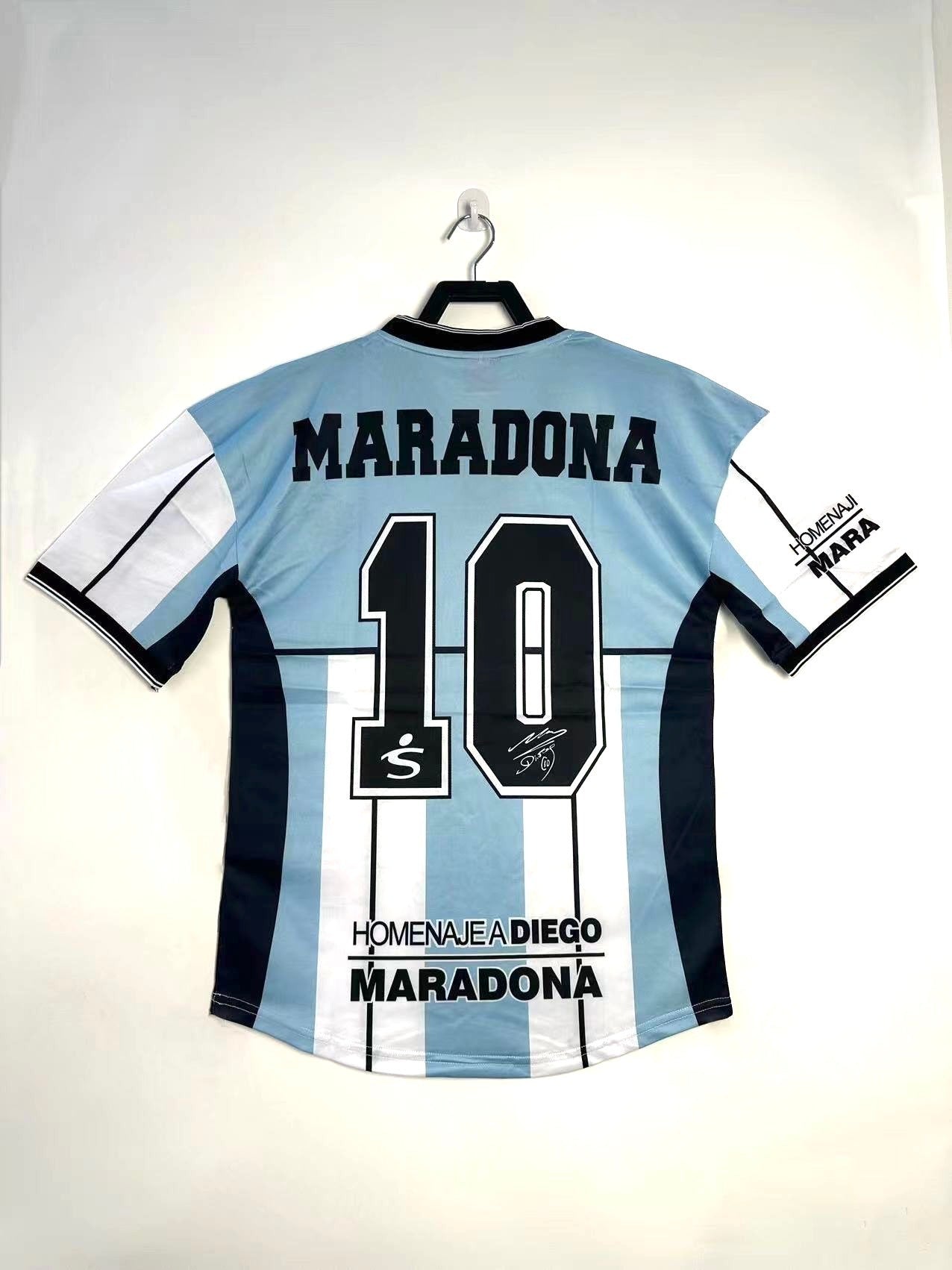 Man's Retro Jersey Argentina National Team  Maradona Commemorative Edition - 2001
