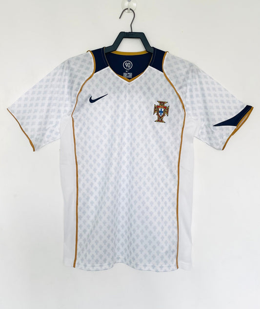 Man's Retro Jersey Portugal National Team Away - 2004