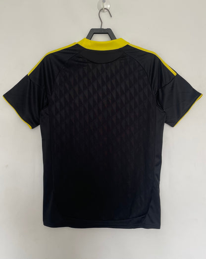 Man's Jersey Retro Liverpool - 2010/2011