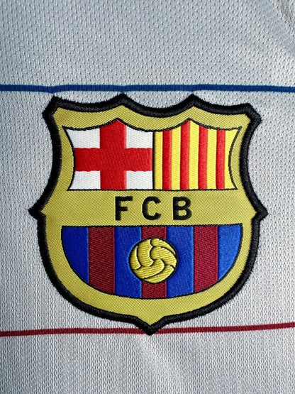 Man's Retro Long Sleeve Barcelona Team Away - 2003/04