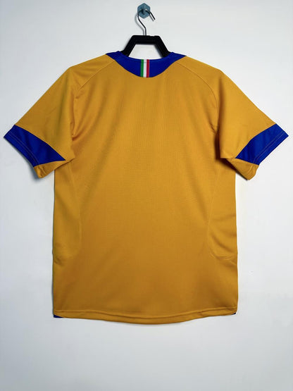 Man's Retro Jersey Juventus Team - 2005/06