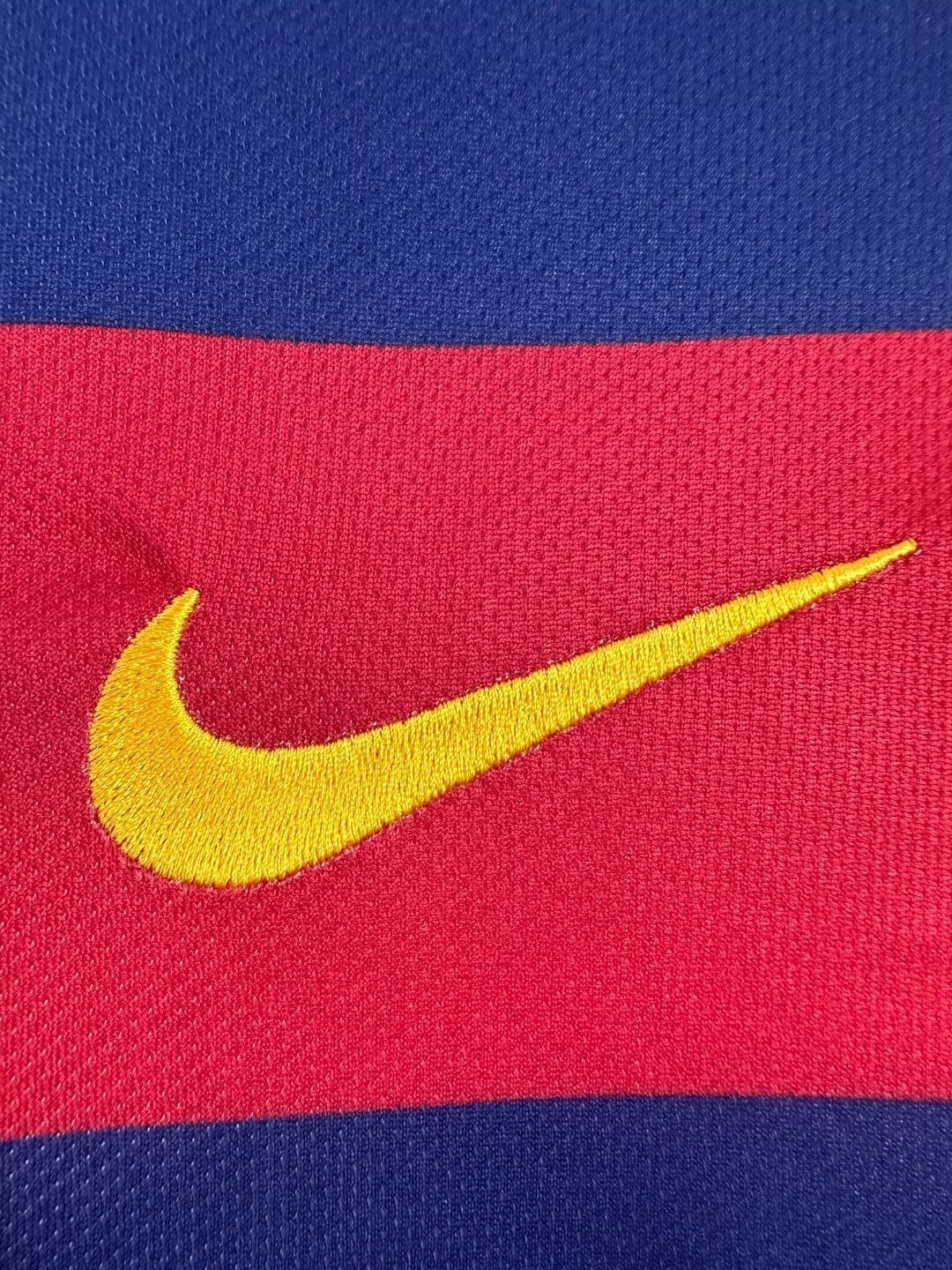 Man's Retro Long Sleeve Barcelona Team 2015/16